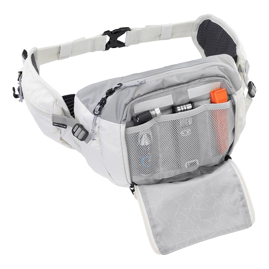 EVOC Hip Pack 3 + 1.5L Bladder - Image 10